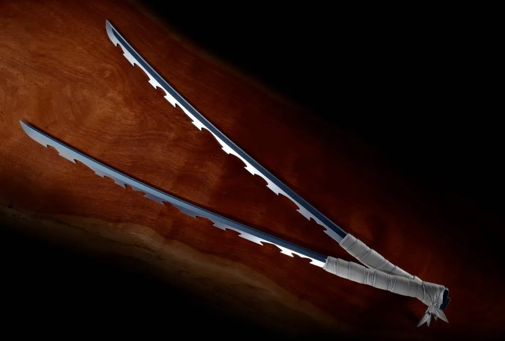 Bandai Proplica Demon Slayer: Kimetsu no Yaiba Inosuke Hashibara's Nichirin Swords