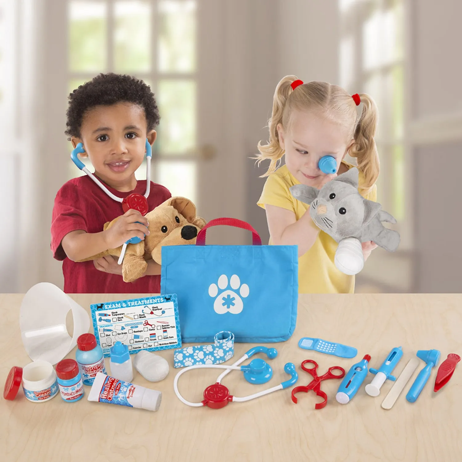 Melissa & Doug Pet Vet Play Set - 24-Piece Examine & Treat Kit